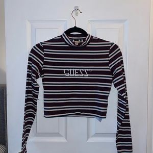🖤 GUESS Cropped long sleeve top​​​​​​​ 🖤